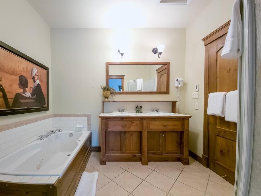 Tremblant Prestige - Manoir 108-2 Apartment Mont-Tremblant Bagian luar foto